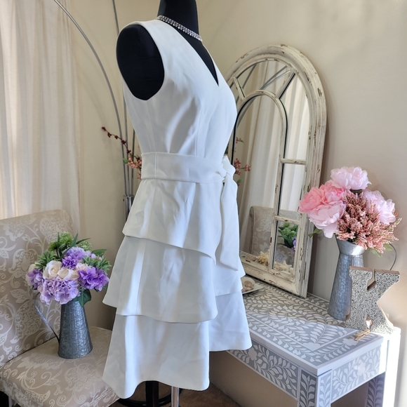 🍒NWT🍒 TED BAKER WHITE TIERED DRESS - Picture 3 of 5